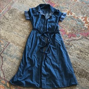 Who what wear SZ M chambray midi dress